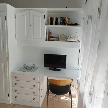 Appartement Am Strandweg 8 Uberlingen